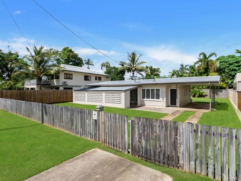 381 Lake Street, Cairns North