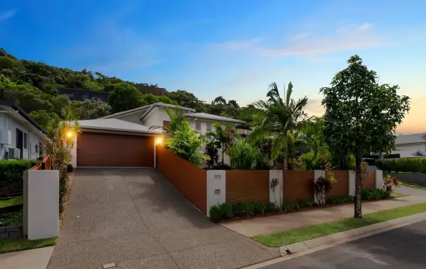 60 Aroona Street, Caravonica